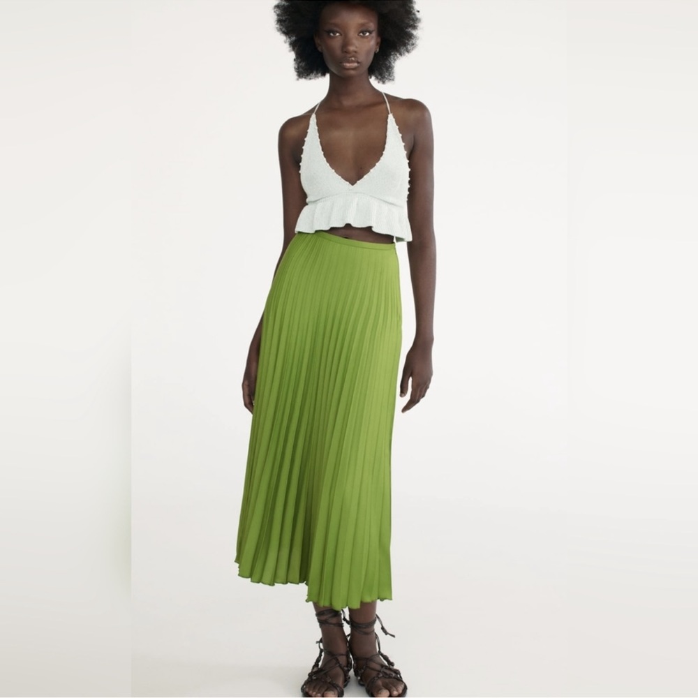 Zara Satin Effect Green Pleated Midi Skirt